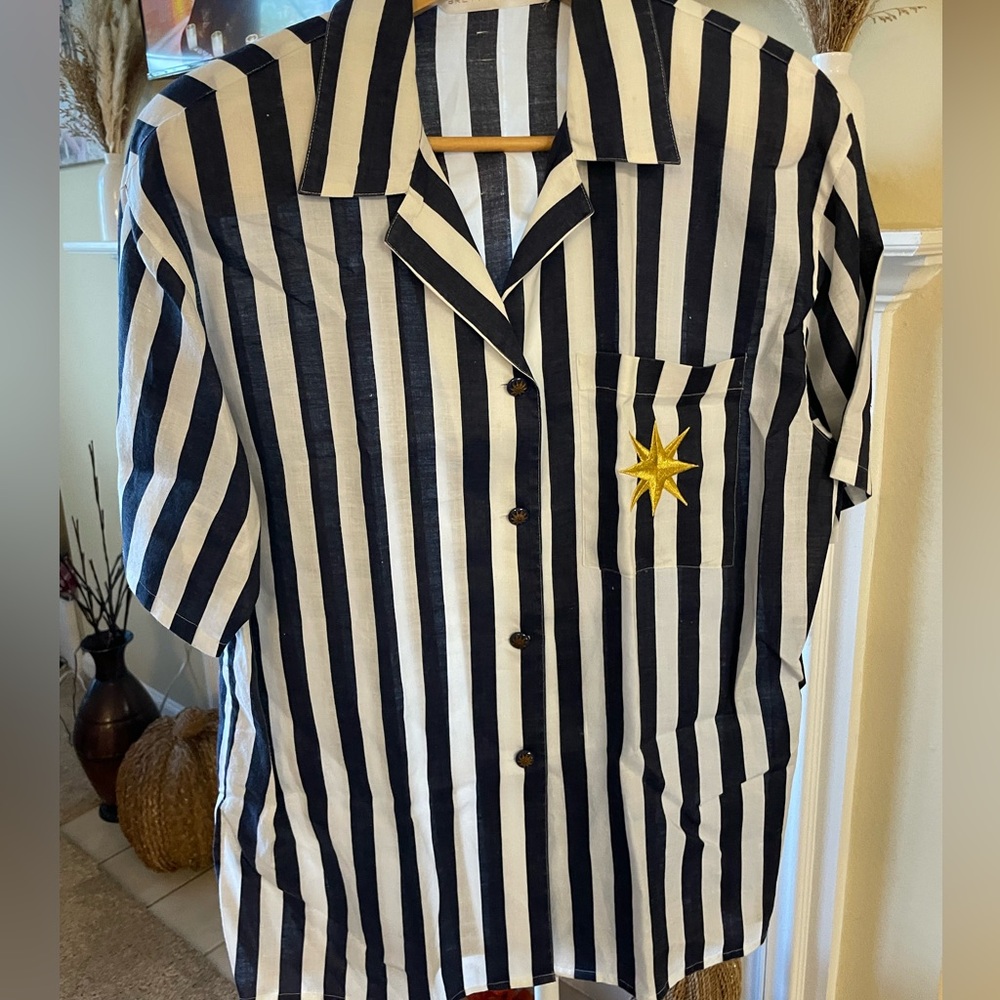 Vintage Brett Harrison Striped Blue and White Women's Linen Blouse, Large